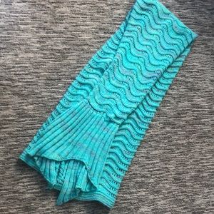 Mermaid Tail Knit Blanket